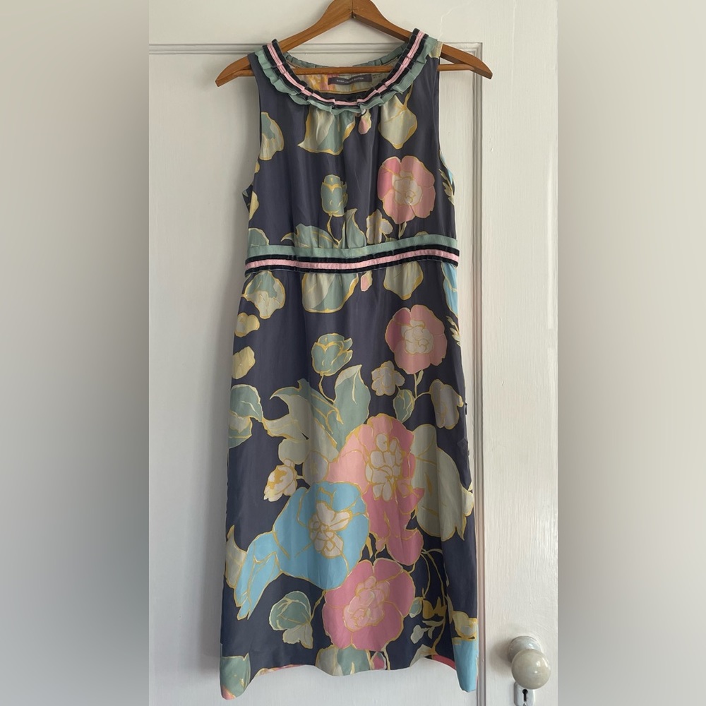 BODEN limited edition floral silk dress gray/pink/light Size 4